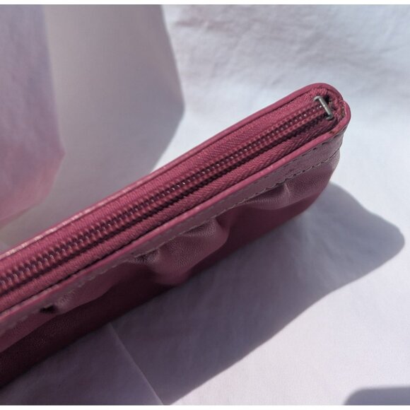 FINAL PRICE DROP Vintage Y2K Coach Leather Pleated Wristlet Wallet Dark Pink - Picture 3 of 12